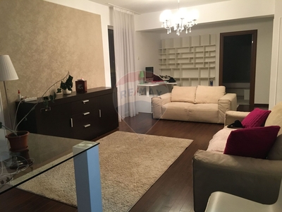 Apartament 4 camere inchiriere in bloc de apartamente Cluj-Napoca, Buna Ziua