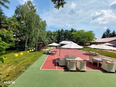 Casa de vacanta cu piscina si teren de tenis in Belciugatele langa lac