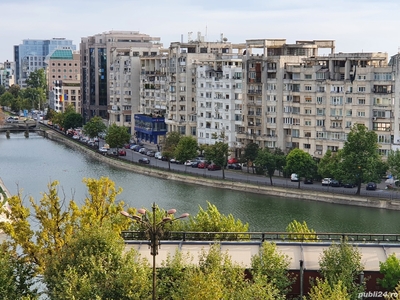 Unirii river panorama