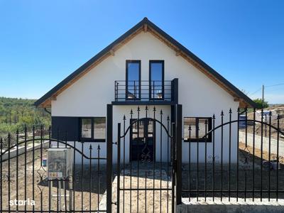 BECI! PLACA! Scari din beton! Casa 3 camere, Valea Adanca (Miroslava)