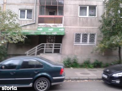 De vânzare Apartament -spatiu comercial str. Constantin Noica Oradea