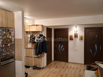 Apartament 3 camere Floresti cu balcon