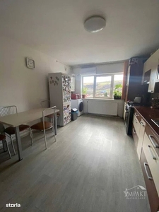 Apartament cu 3 camere. Zona Aviatiei