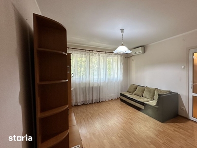 Apartament 3 camere 68 mp str Louis Pasteur negociabil