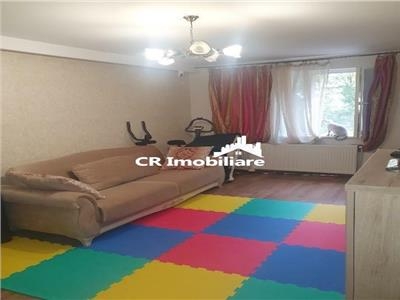 Vanzare apartament 3 camere Dristor