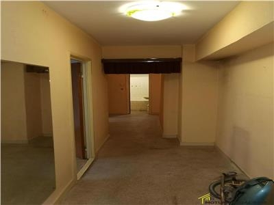 Vanzare apartament 3 camere Gorjului