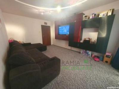 Apartament 2 camere, decomandat