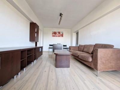 Inchiriere apartament 3 camere Panduri, stradal, metrou Academia Militara stradal pe S