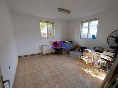 INCHIRIEZ spatiu birou 3 camere dec.,60 mp,sat.Poplaca