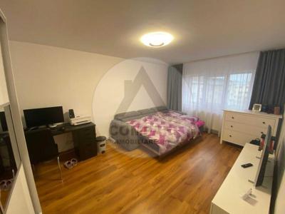 Vand apartament 2 camere Lotus