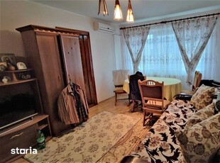 Apartament 2 camere etaj 4 cu acoperis