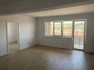 Apartament 2 camere finisat cu parcare Floresti zona Teilor