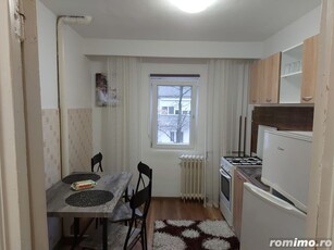 Apartament 2 camere in soarelui!