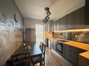 Apartament 2 camere utrafinisat si dotat lux de vanzare