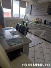 Apartament 3 camere, 69 mp, etaj 7, zona Calea Aradului