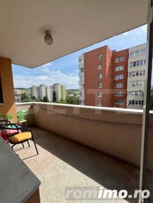 Apartament 3 camere, etaj intermediar, Dambu