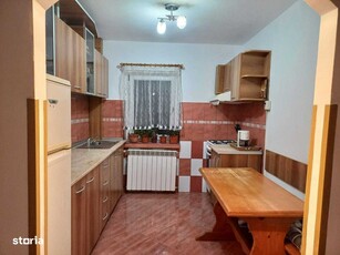 Apartament cu 2 camere de inchiriat