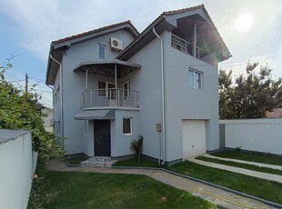 Casă P+1E+M - Ideală pentru rezidență familie mare sau două familii