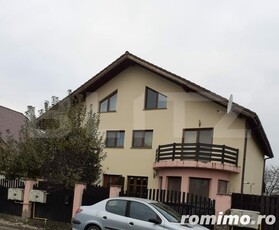 Casa de tip duplex de 210 mp, practic compartimentata, in Sanpetru