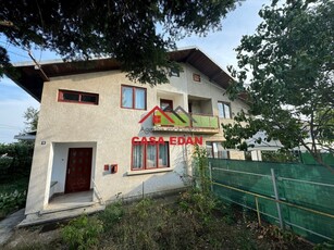 Casa in Campina--130.000e