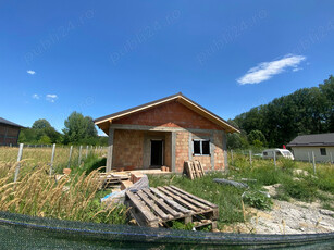 casa la rosu bujoreni ramnicu valcea