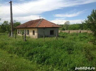 Casa demolabila la tara cu teren