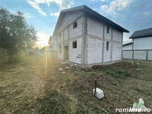 Casa P+1 la rosu in comuna Stefanesti