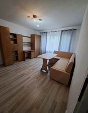 De închiriat apartament 3 camere zona Iulius Mall