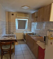 De vânzare apartament cu 1 camere situat la etaj 3 SOARELUI decomandat amenajat