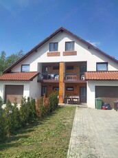 Duplex 1 2, in Livezeni cu 7 cam pe 5 ari teren