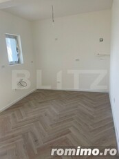 Duplex, 3 camere, 70 mp utili, zona Sanandrei