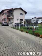 Duplex mobilat si utilat, 136 mp, 343 mp, panouri fotovoltaice,zona Tineretului