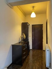 Garsoniera de inchiriat, bloc nou, sector 1, zona Pod Constanta, Sos.Chitilei, 300 euro