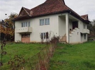 Loc. Baia Sprie - casa P+E, suprafata 280mp, teren 10 ari sau 41 ari