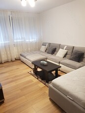 Propietar ,inchiriez apartament cu 2 camere,decomandat,zona centrala