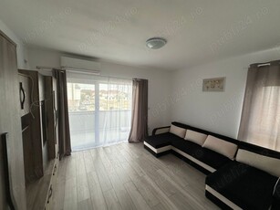 Proprietar închiriez apartament decomandat cu 2 camere si 2 locuri de parcare în Dumbravita