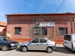 Spatiu comercial de inchiriat Hateg, jud.Hunedoara