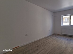 Vând apartament cu 3 camere in slobozia