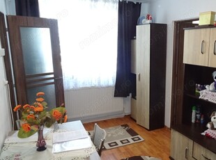 Vand apartament cu 2 camere in Deva, zona Dacia (Romanilor), izolat exterior, mobilat