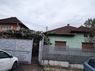 Vând casă în Beiuș str Mihai Viteazul