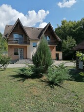 Vând casa finalizata în 2014, în Carbunari, la 12KM de Baia Mare, langa padure.