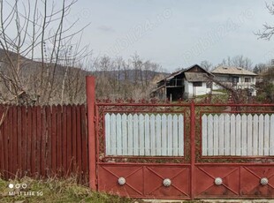 Vînd sau schimb cu apartament in Ploiesti