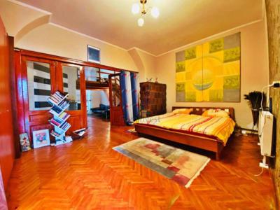 Apartament cu 2 camere, ultracentral de vanzare, Oradea, Bihor