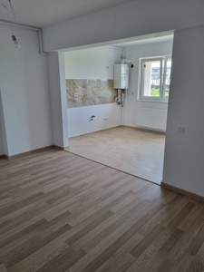 Apartament 2 Camere Luminos Disponibil Imediat