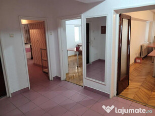 Apartament 2 camere - decomandat - Bulevardul Decebal