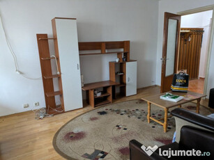 Apartament 3 camere semidecomandat - Bd Tineretului