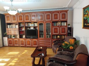 Vanzare Apartament 4 Camere Mall Vitan