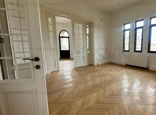 Vanzare apartament 4 camere, Unirii, Bucuresti