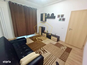 Apartament semidecomandat de inchiriat, cu 3 camere, in zona Centrala