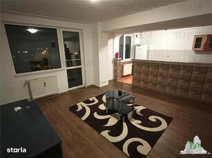 De vânzare apartament cu 4 camere etajul 1.